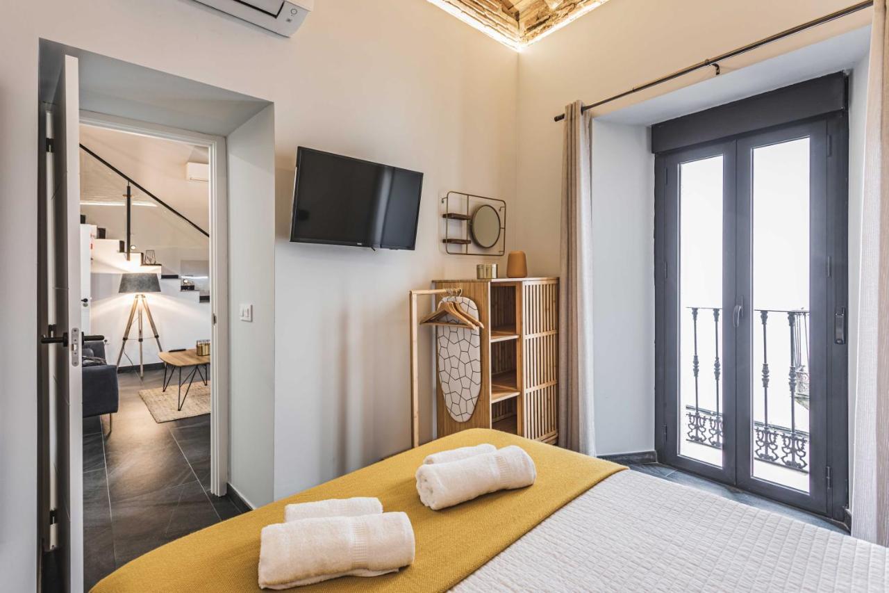 Apartamentos Caceres Central Suites "Torres De Caceres" Bagian luar foto