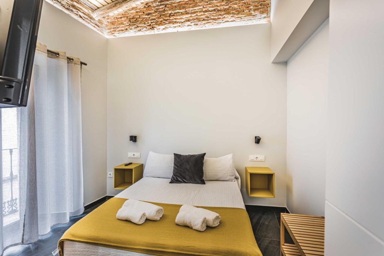 Apartamentos Caceres Central Suites "Torres De Caceres" Bagian luar foto