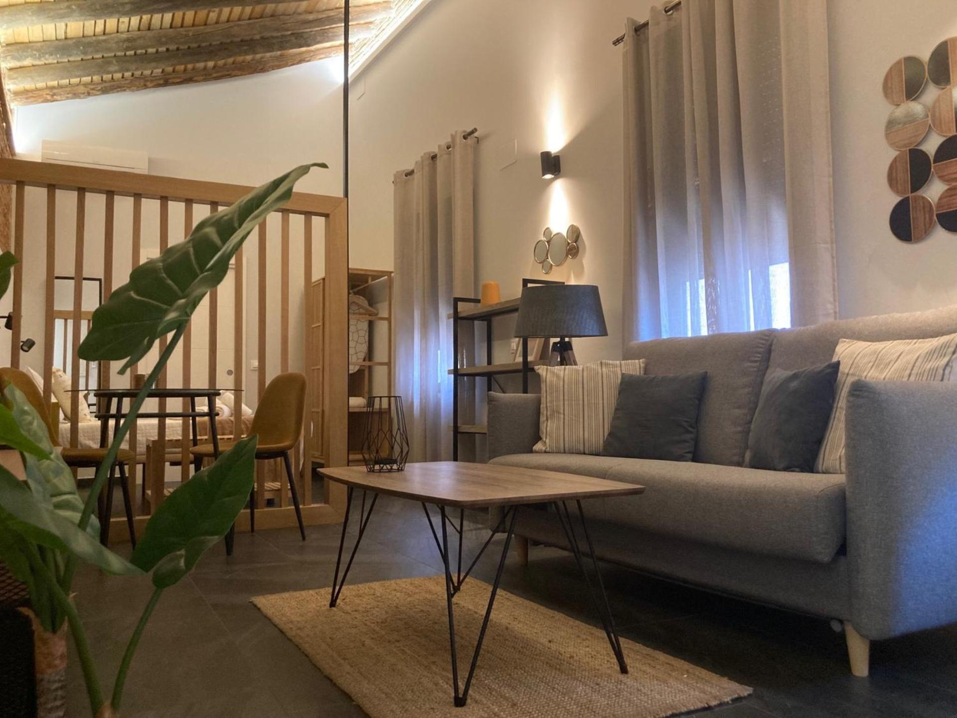 Apartamentos Caceres Central Suites "Torres De Caceres" Bagian luar foto
